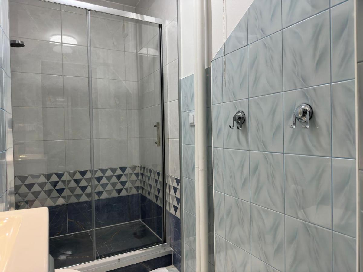 Apartament Bazylianska - 100M Do Metra "Brodno", 20 Minut Do Centrum Warszawy Varsóvia Exterior foto