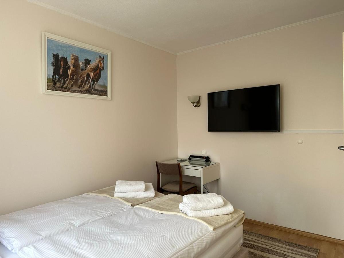 Apartament Bazylianska - 100M Do Metra "Brodno", 20 Minut Do Centrum Warszawy Varsóvia Exterior foto